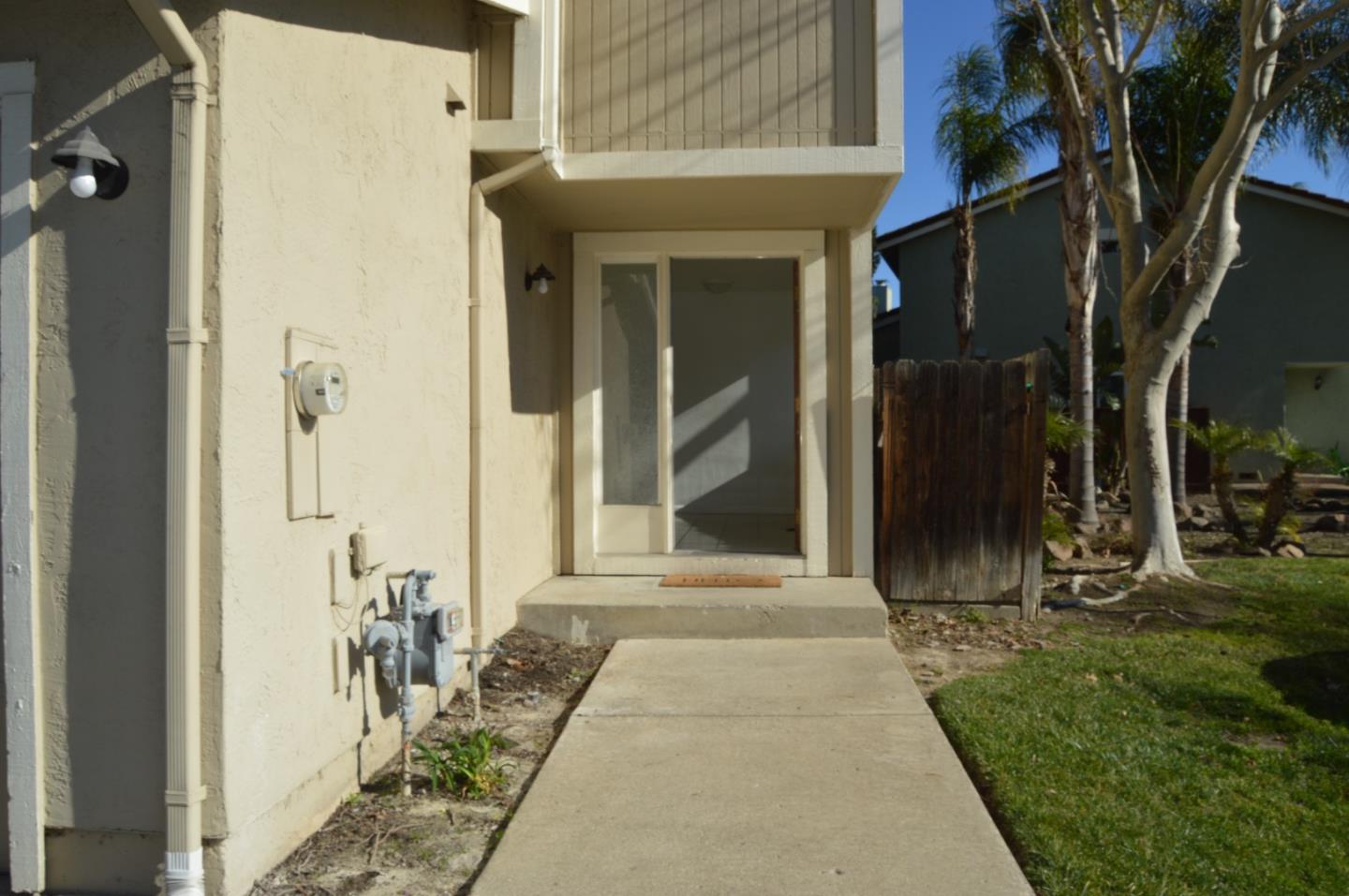 Detail Gallery Image 27 of 51 For 161 Edgewater Pl, Pittsburg,  CA 94565 - 4 Beds | 2/1 Baths