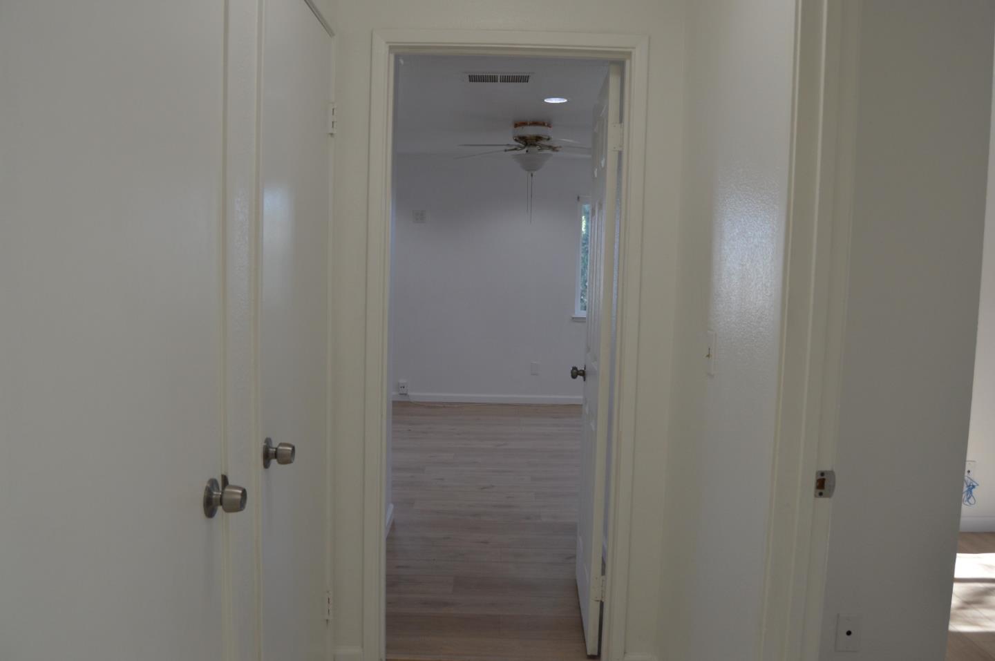 Detail Gallery Image 39 of 51 For 161 Edgewater Pl, Pittsburg,  CA 94565 - 4 Beds | 2/1 Baths
