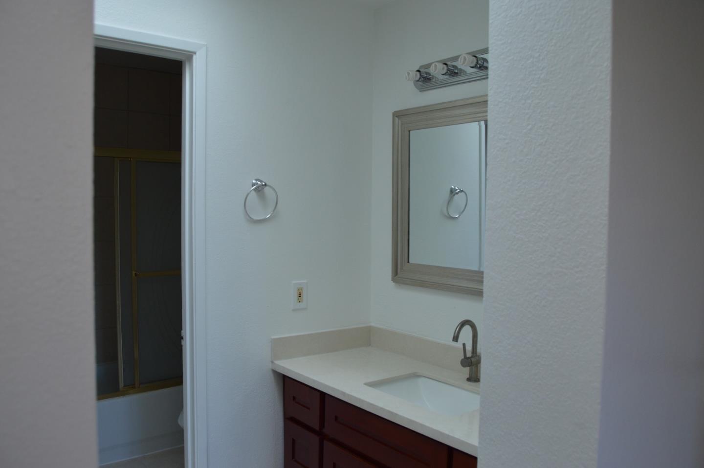 Detail Gallery Image 46 of 51 For 161 Edgewater Pl, Pittsburg,  CA 94565 - 4 Beds | 2/1 Baths