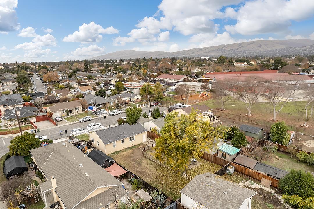 Detail Gallery Image 4 of 24 For 1912 Margaret St, San Jose,  CA 95116 - 2 Beds | 1 Baths