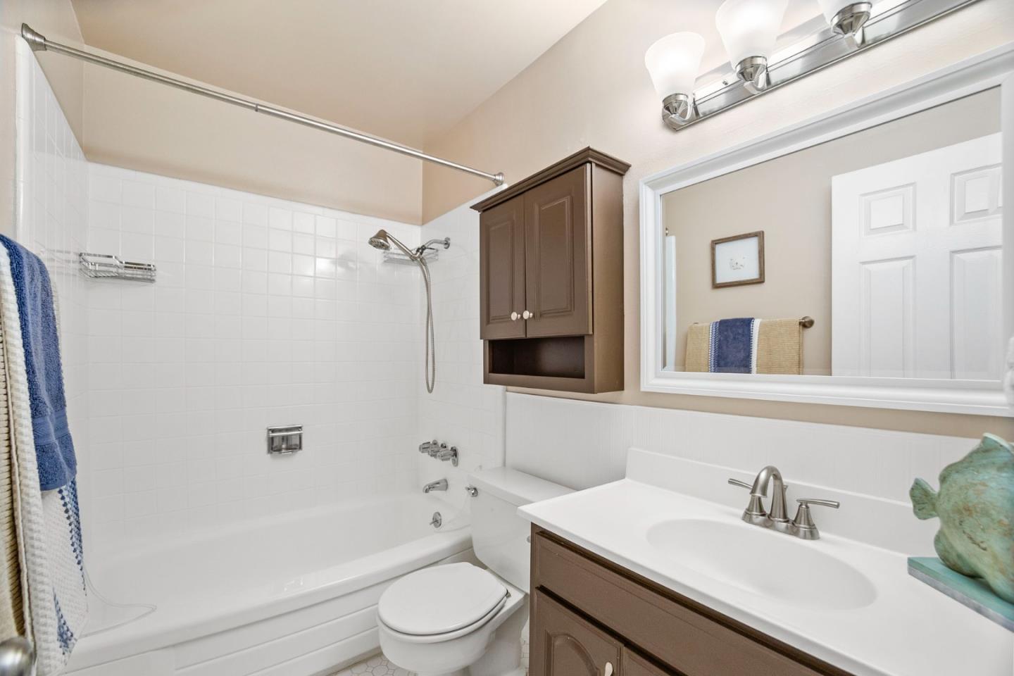 Detail Gallery Image 13 of 18 For 4180 George Ave #5,  San Mateo,  CA 94403 - 1 Beds | 1 Baths