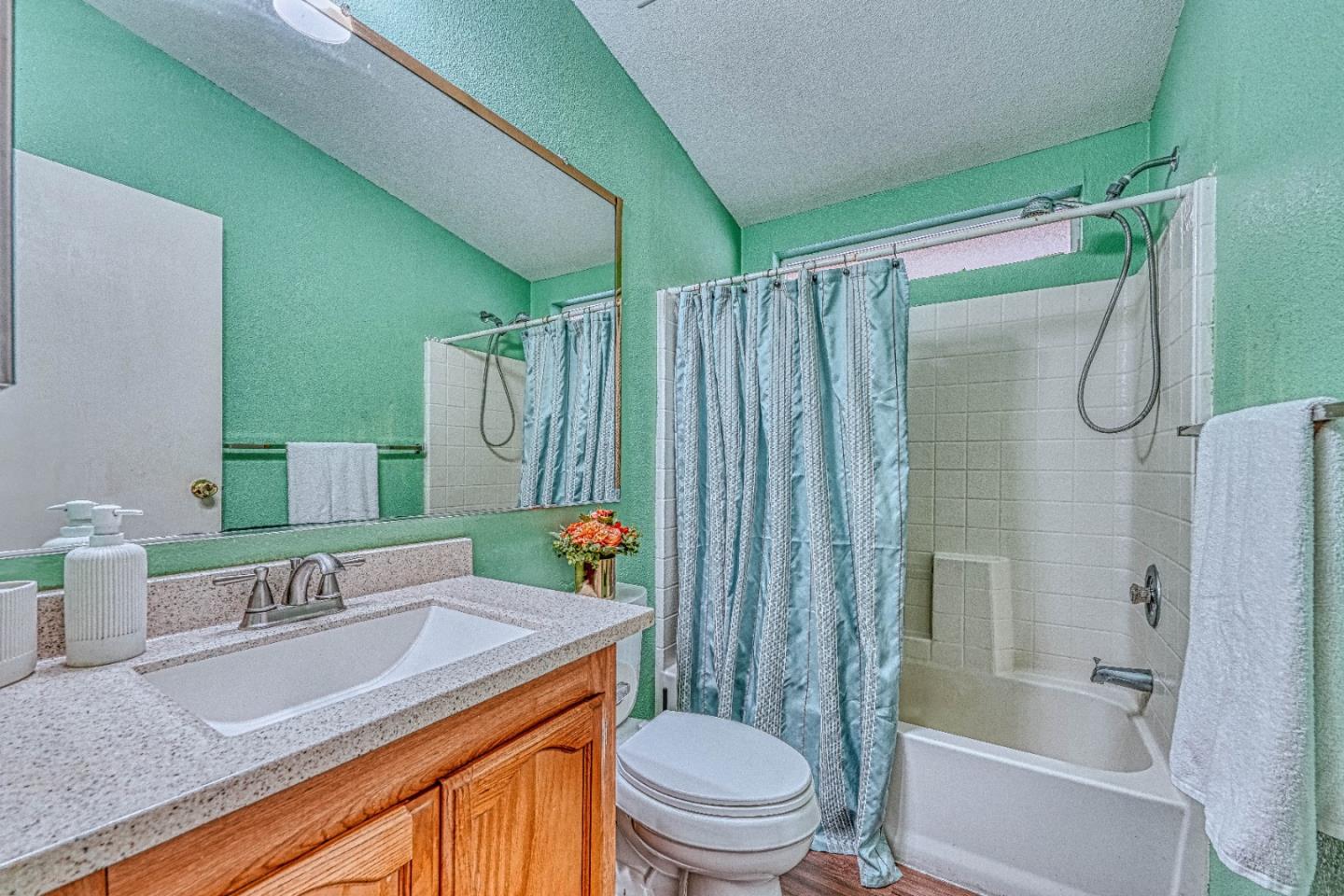 Detail Gallery Image 14 of 20 For 255 E Bolivar St #186,  Salinas,  CA 93906 - 3 Beds | 2 Baths