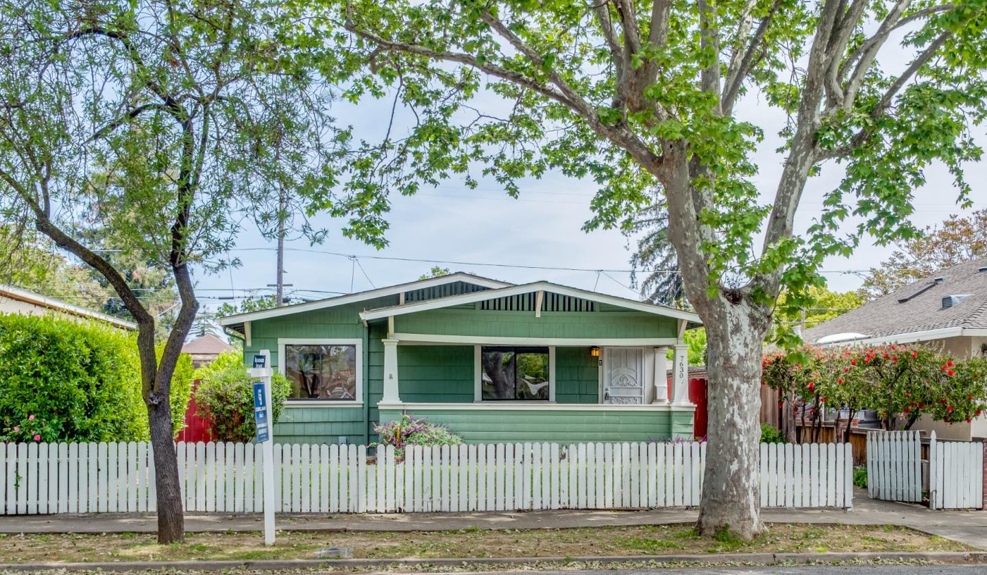 Detail Gallery Image 6 of 31 For 7630 Hanna St, Gilroy,  CA 95020 - 3 Beds | 2 Baths
