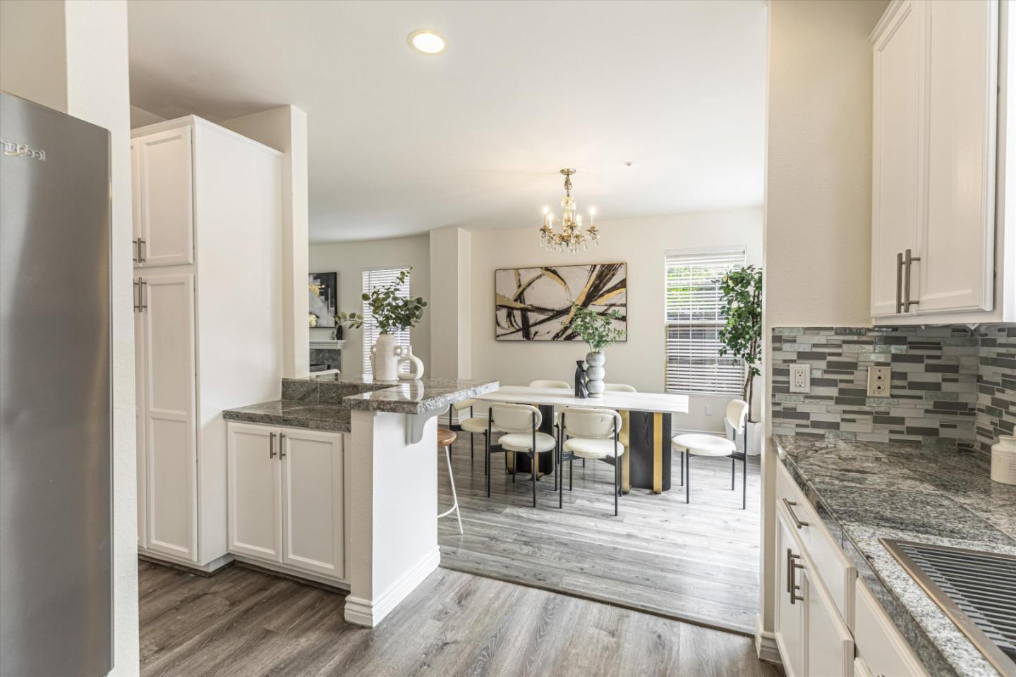 Detail Gallery Image 15 of 40 For 20 Canterbury Pl, Gilroy,  CA 95020 - 3 Beds | 2/1 Baths