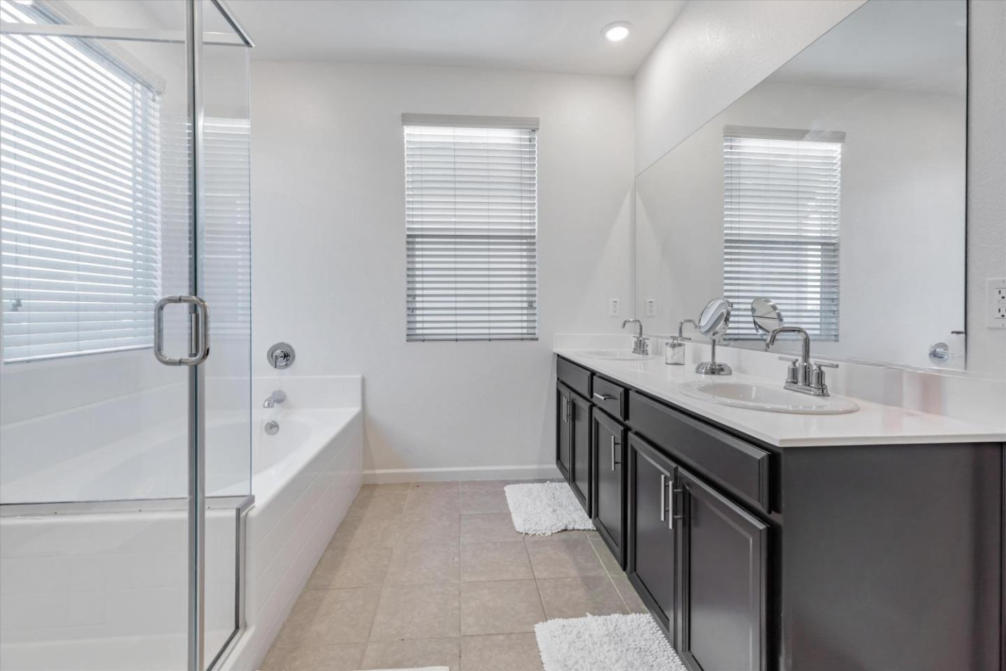 Detail Gallery Image 23 of 36 For 661 Duran Ct, Hollister,  CA 95023 - 3 Beds | 2/1 Baths