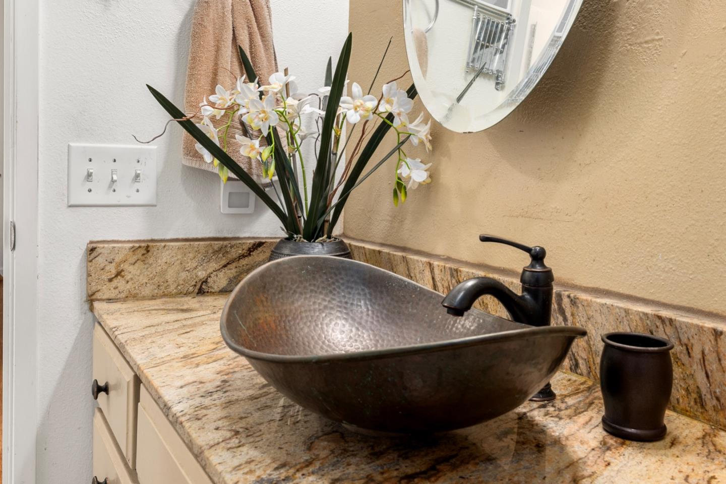 Detail Gallery Image 18 of 32 For 602 Acorn Ct, Pacific Grove,  CA 93950 - 2 Beds | 2 Baths