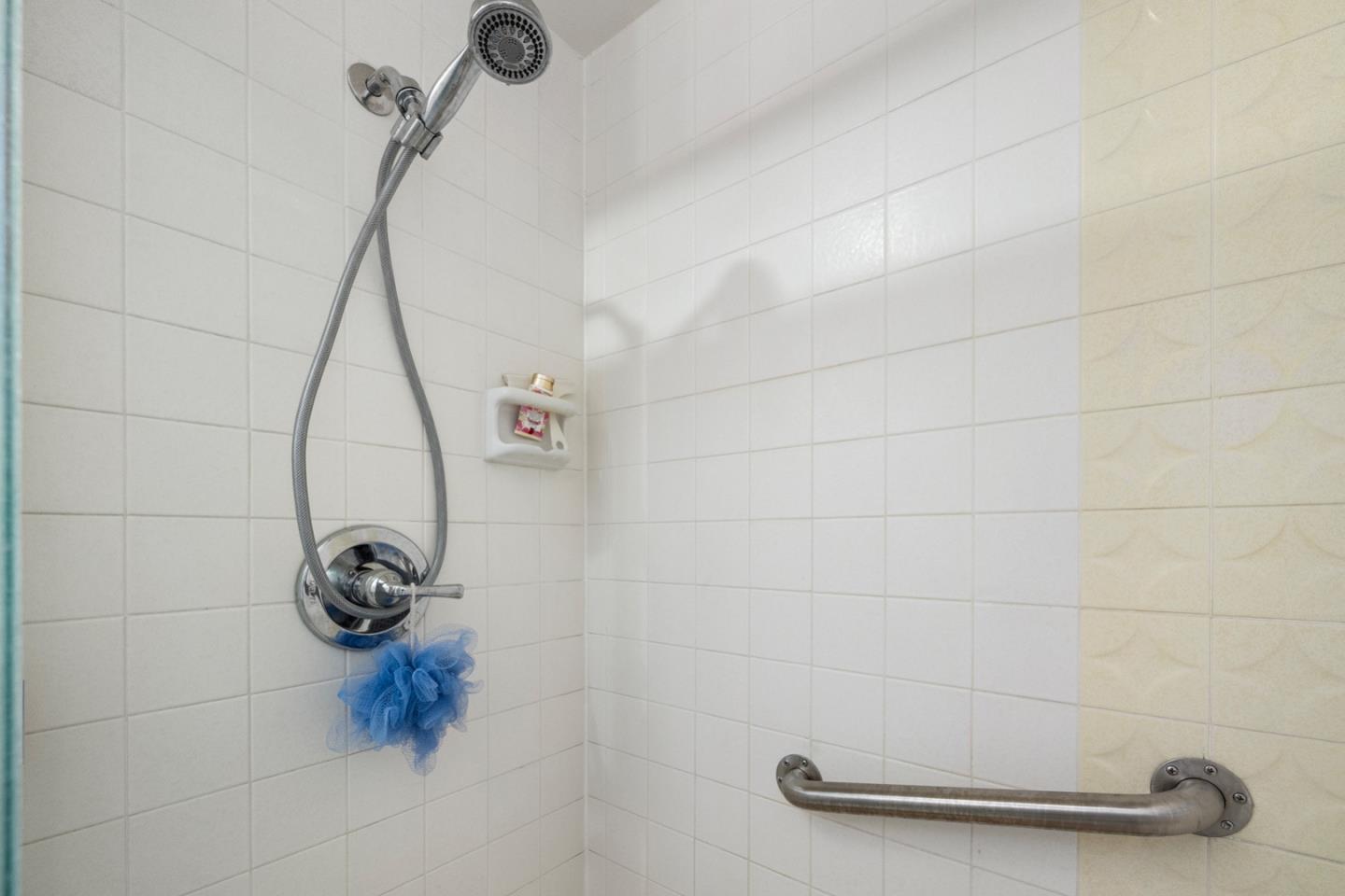 Detail Gallery Image 20 of 32 For 602 Acorn Ct, Pacific Grove,  CA 93950 - 2 Beds | 2 Baths