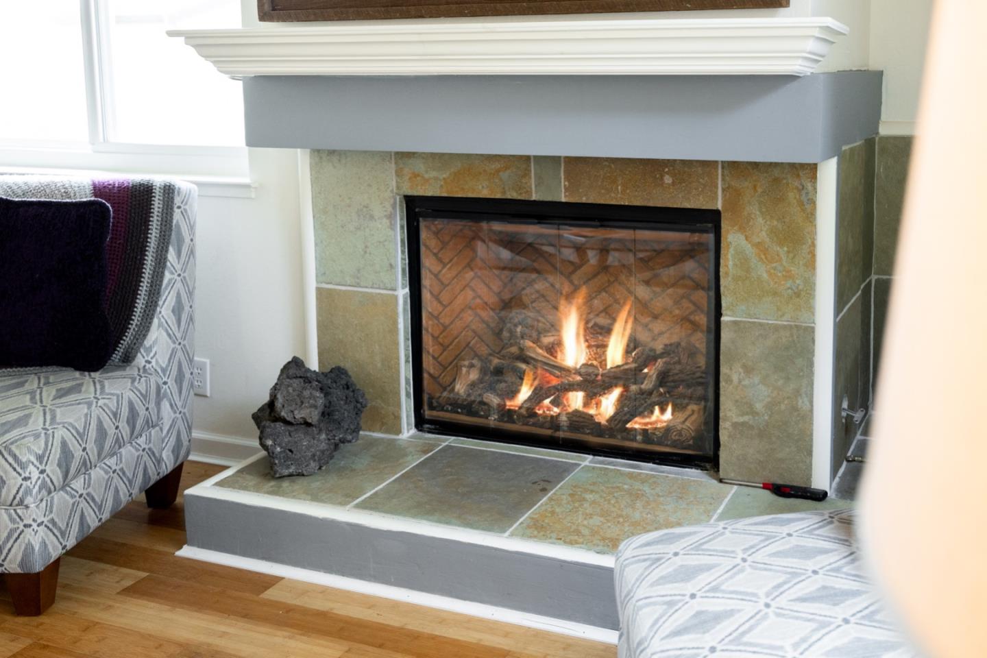 Detail Gallery Image 7 of 32 For 602 Acorn Ct, Pacific Grove,  CA 93950 - 2 Beds | 2 Baths