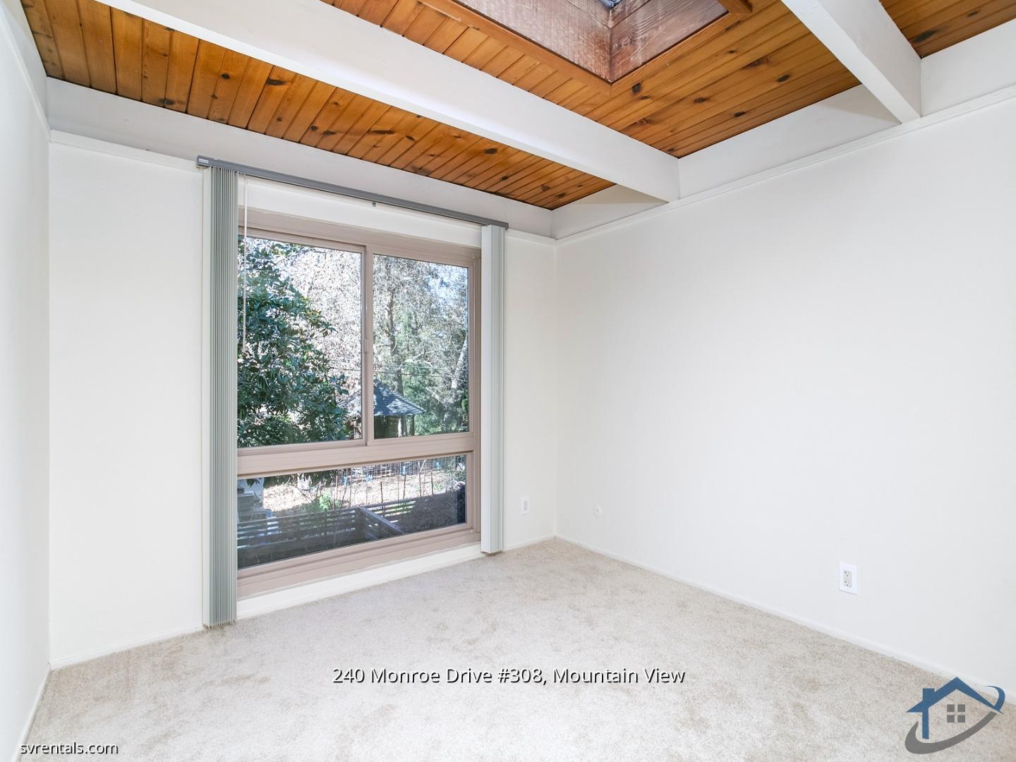 Detail Gallery Image 9 of 22 For 240 Monroe Dr #308,  Mountain View,  CA 94040 - 2 Beds | 2 Baths