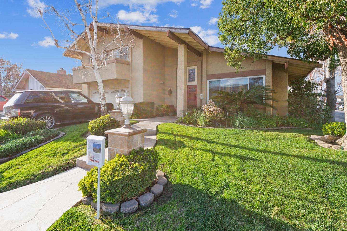 Detail Gallery Image 1 of 65 For 23401 via Gayo, Santa Clarita,  CA 91355 - 4 Beds | 3 Baths