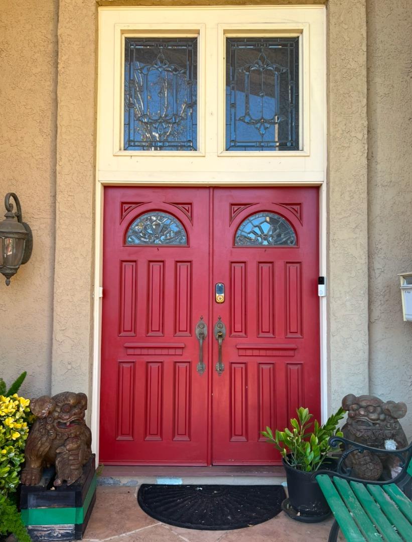 Detail Gallery Image 3 of 65 For 23401 via Gayo, Santa Clarita,  CA 91355 - 4 Beds | 3 Baths