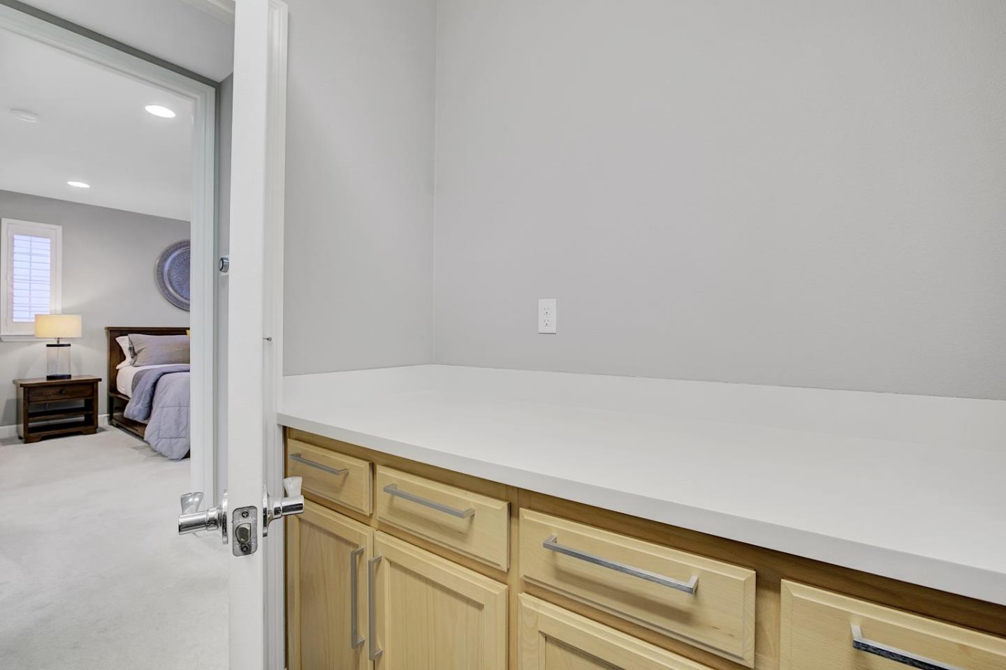 Detail Gallery Image 43 of 56 For 56 Paterson Pl, Santa Clara,  CA 95050 - 3 Beds | 2/1 Baths