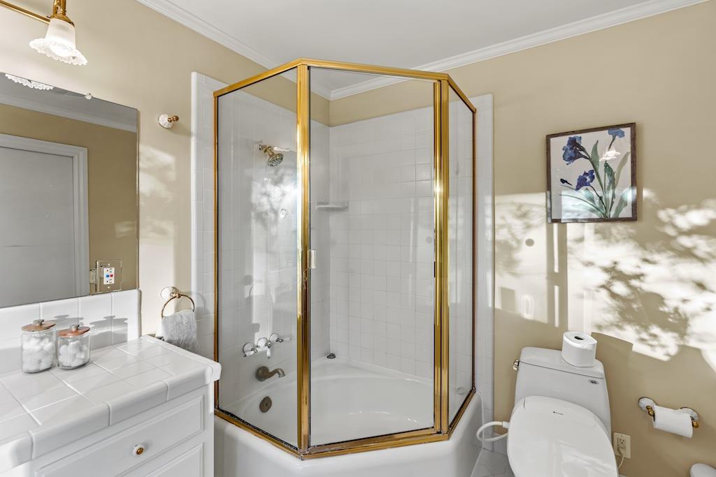 Detail Gallery Image 12 of 25 For 19018 Mellon Dr, Saratoga,  CA 95070 - 4 Beds | 2/1 Baths