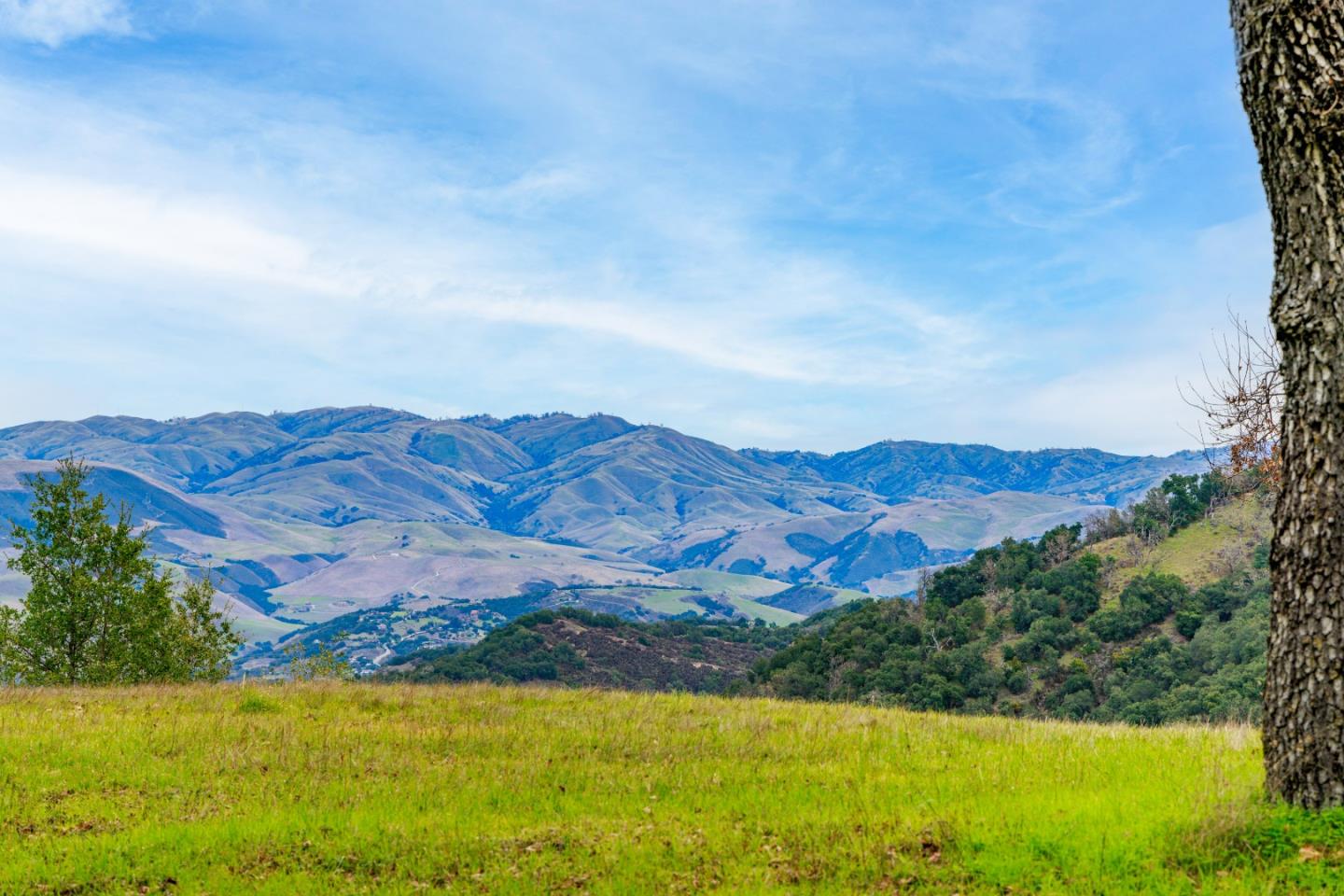 Detail Gallery Image 2 of 30 For 9 Long Ridge Trl, Carmel,  CA 93923 - – Beds | – Baths