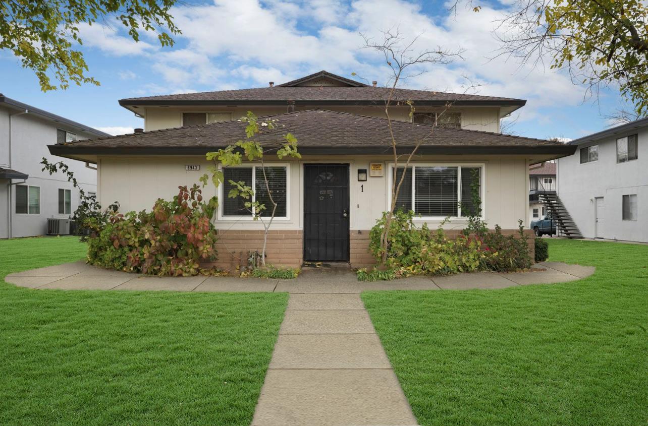 Detail Gallery Image 1 of 1 For 8943 El Mirador Dr #1,  Elk Grove,  CA 95624 - 2 Beds | 1 Baths