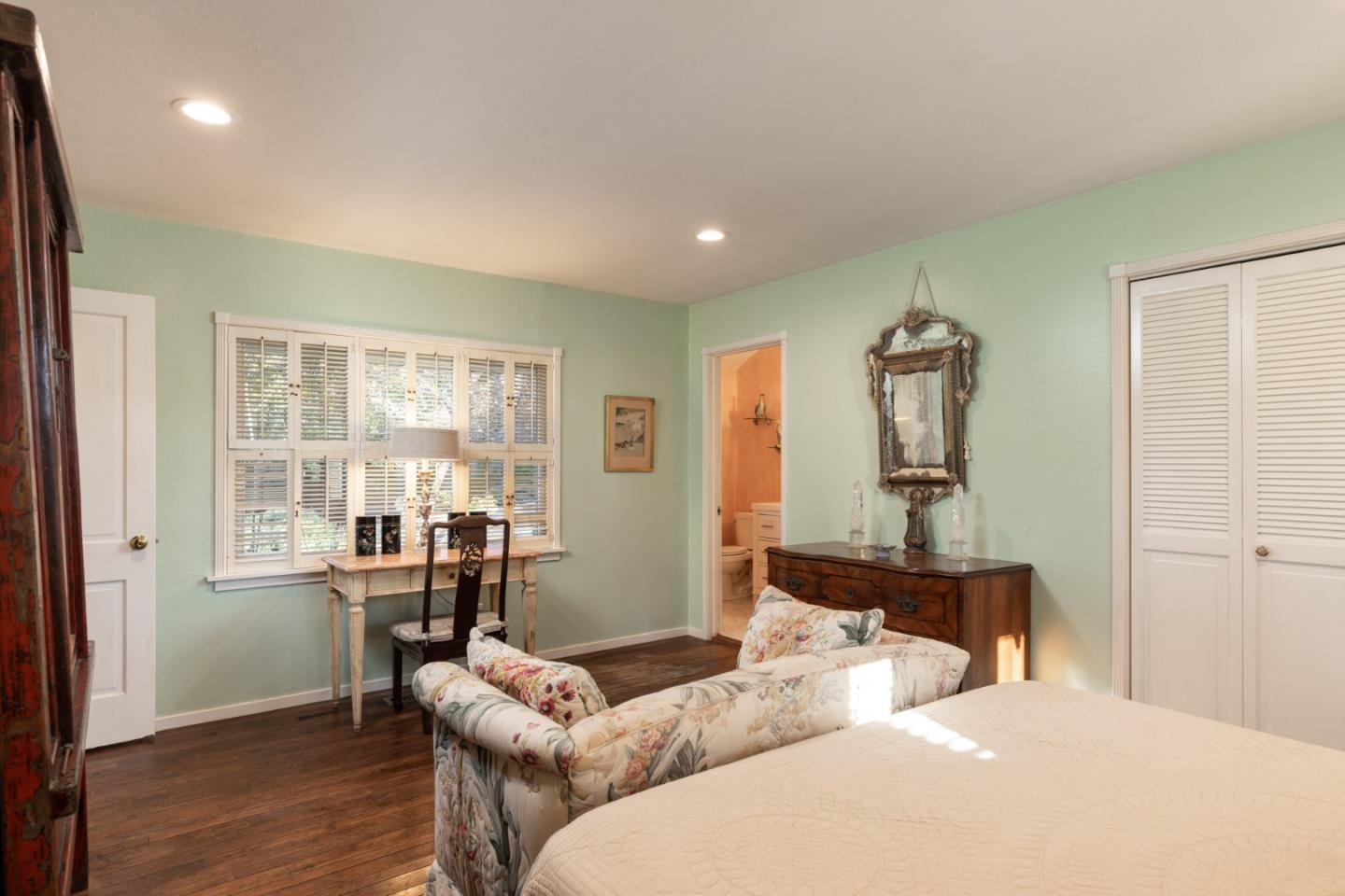 Detail Gallery Image 16 of 33 For 26217 Atherton Place, Carmel,  CA 93923 - 3 Beds | 2/1 Baths