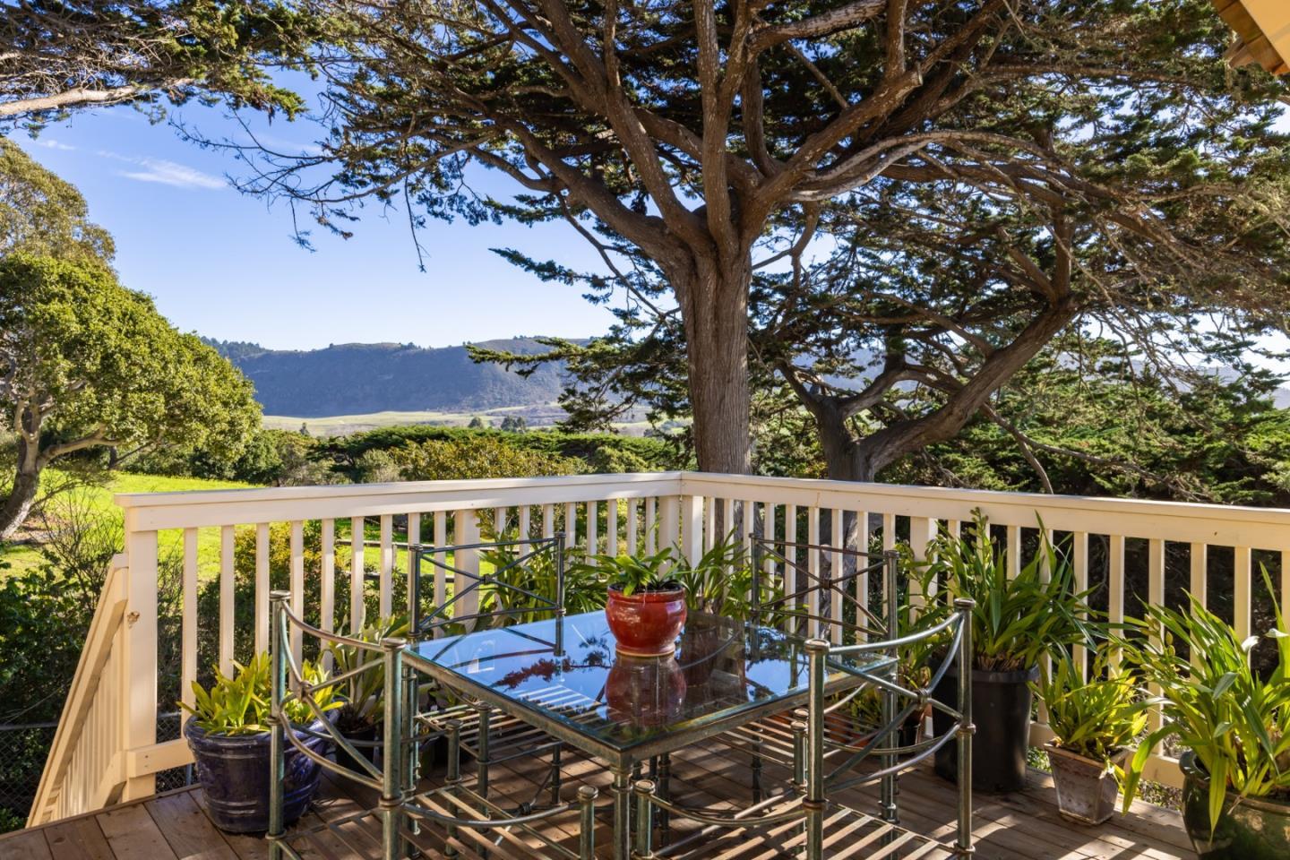 Detail Gallery Image 22 of 33 For 26217 Atherton Place, Carmel,  CA 93923 - 3 Beds | 2/1 Baths