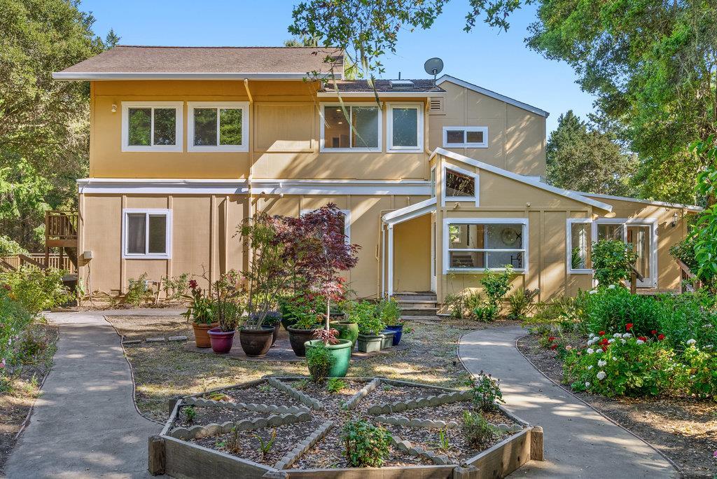 Detail Gallery Image 68 of 81 For 825 Skyward Dr, Aptos,  CA 95003 - 5 Beds | 3 Baths