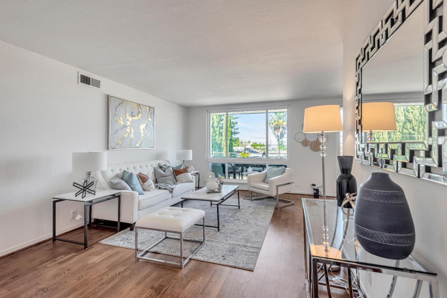 Detail Gallery Image 9 of 40 For 1700 San Carlos Ave #206,  San Carlos,  CA 94070 - 1 Beds | 1 Baths