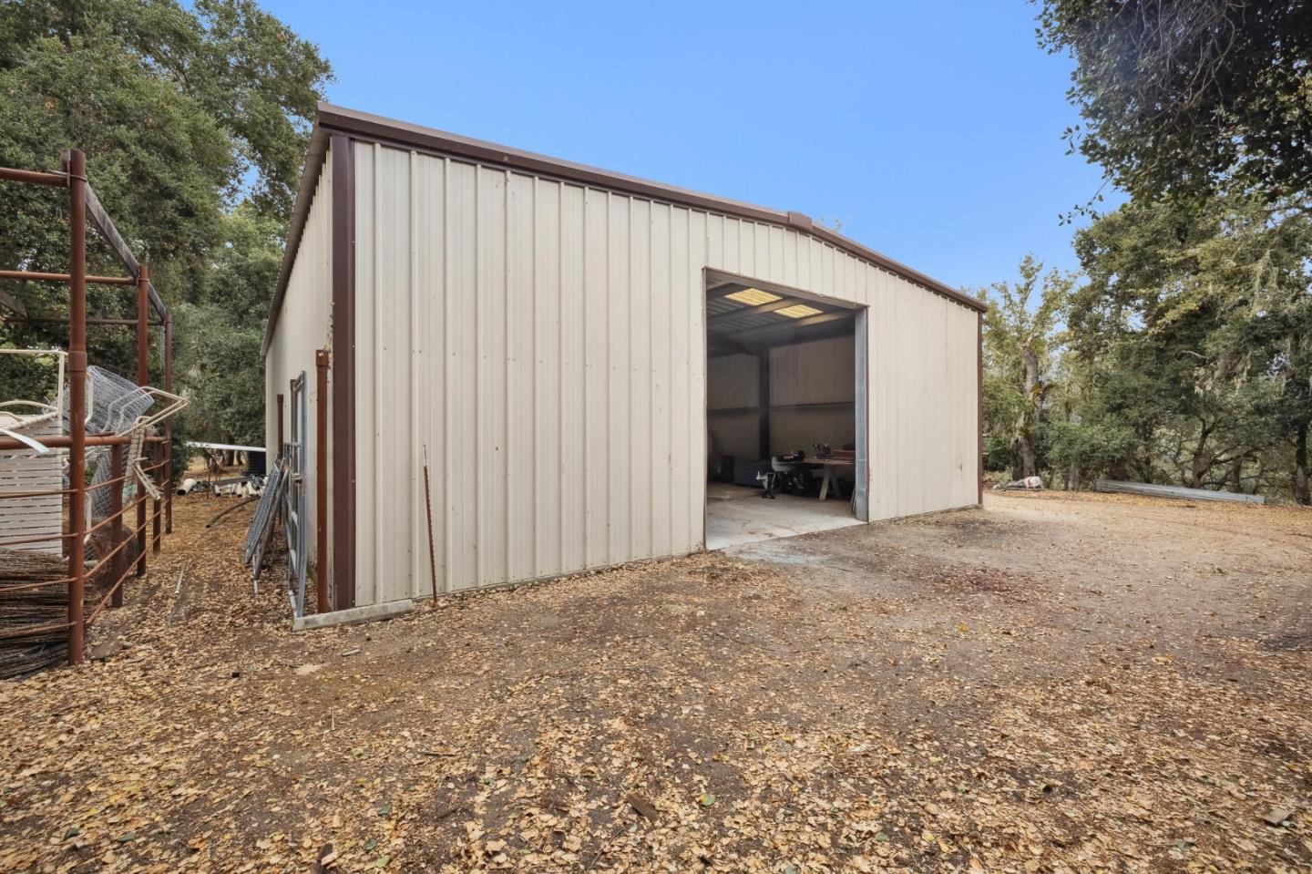 Detail Gallery Image 28 of 36 For 18190 Cachagua, Carmel Valley,  CA 93924 - 2 Beds | 2 Baths