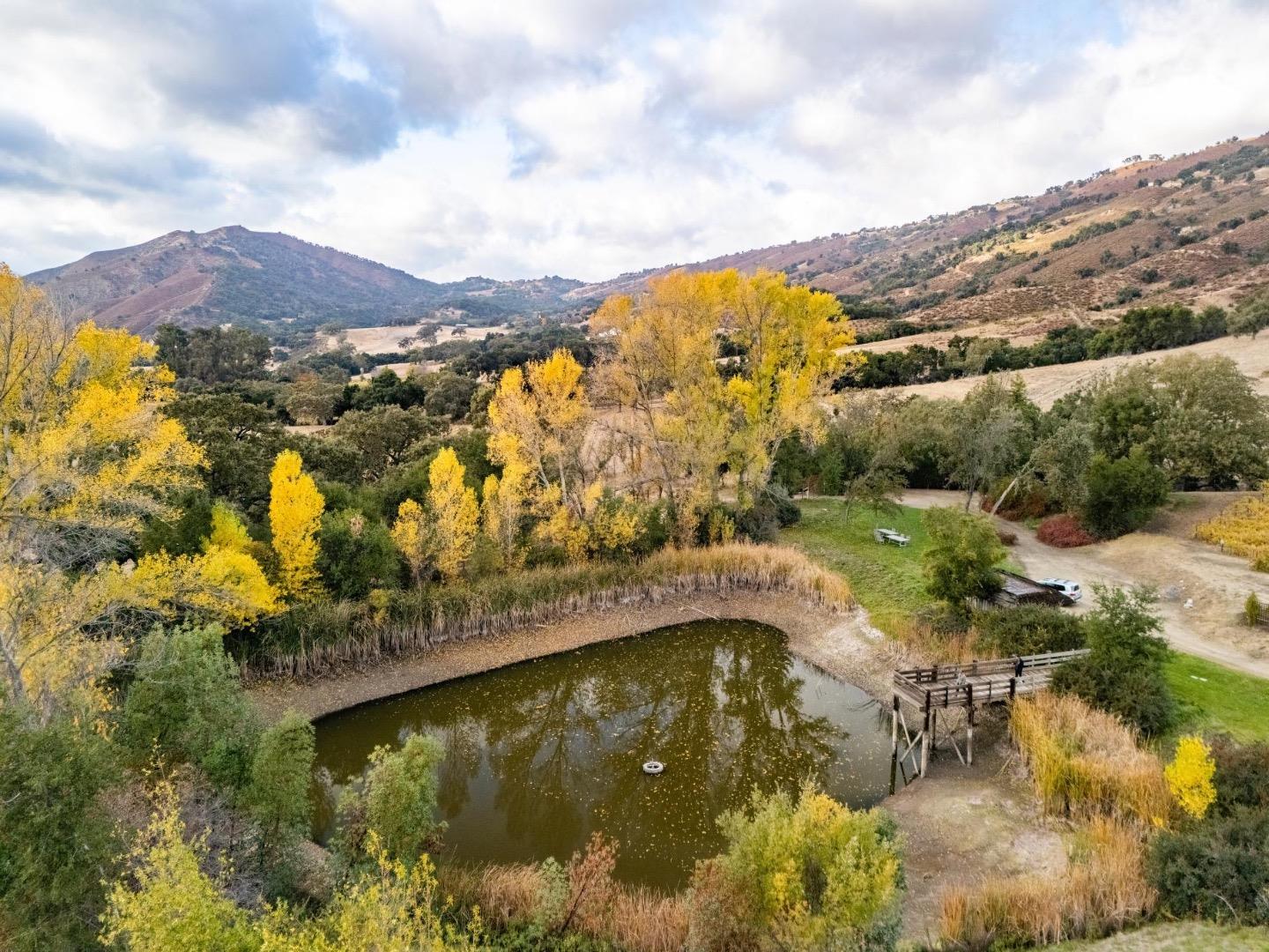 Detail Gallery Image 35 of 36 For 18190 Cachagua, Carmel Valley,  CA 93924 - 2 Beds | 2 Baths