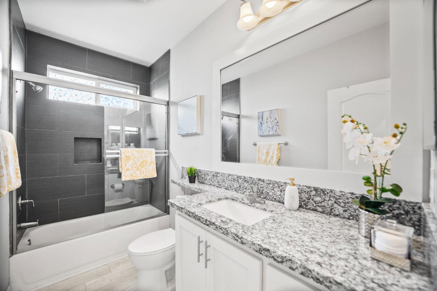 Detail Gallery Image 27 of 34 For 1111 Morse Ave #108,  Sunnyvale,  CA 94089 - 3 Beds | 2 Baths