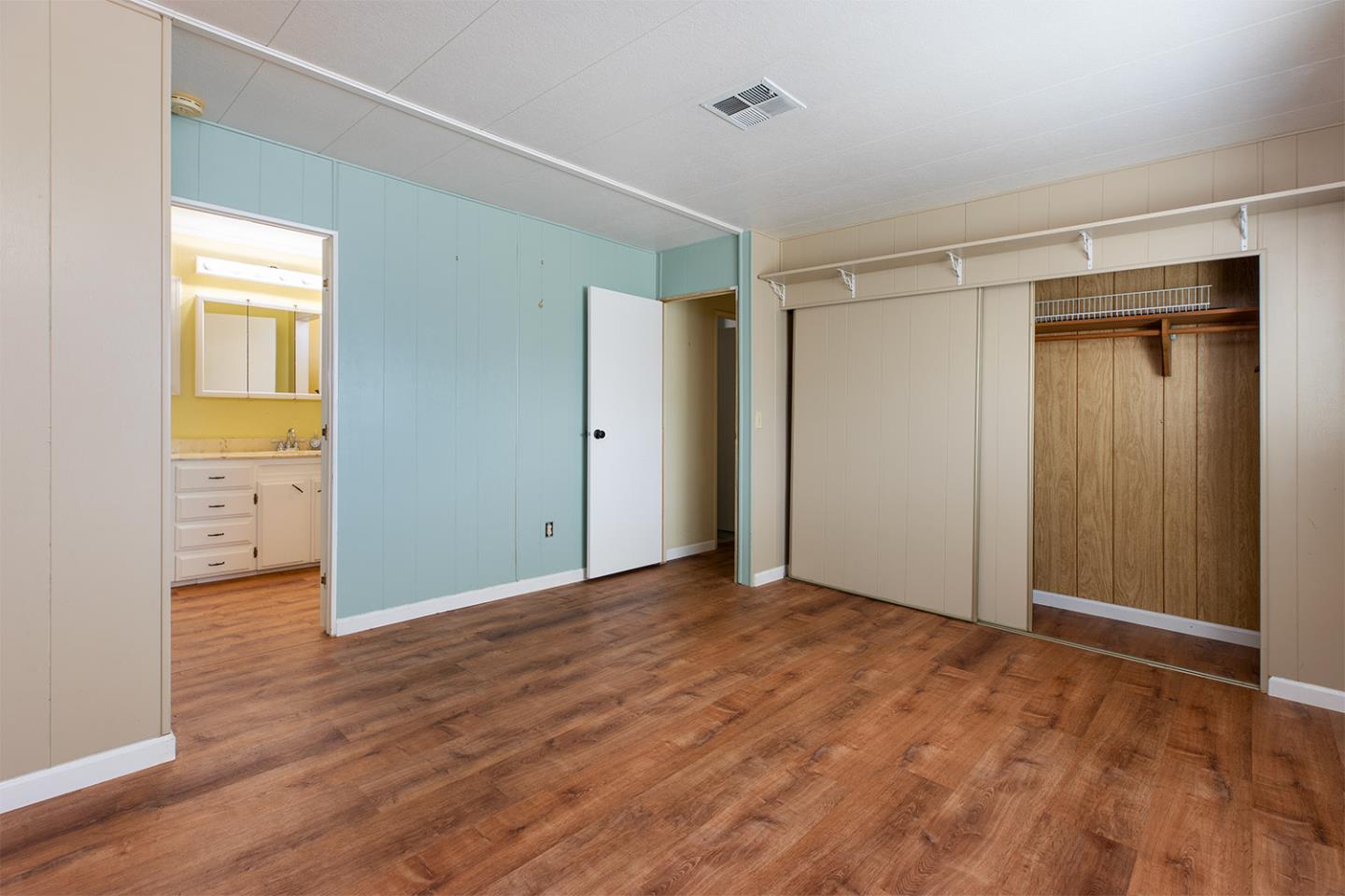 Detail Gallery Image 14 of 21 For 2155 Wharf Rd #12,  Capitola,  CA 95010 - 2 Beds | 2 Baths