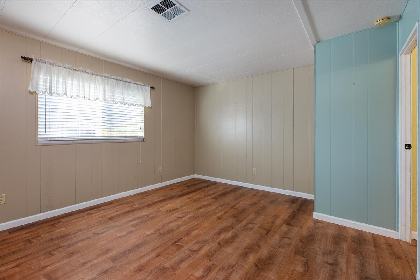 Detail Gallery Image 15 of 21 For 2155 Wharf Rd #12,  Capitola,  CA 95010 - 2 Beds | 2 Baths