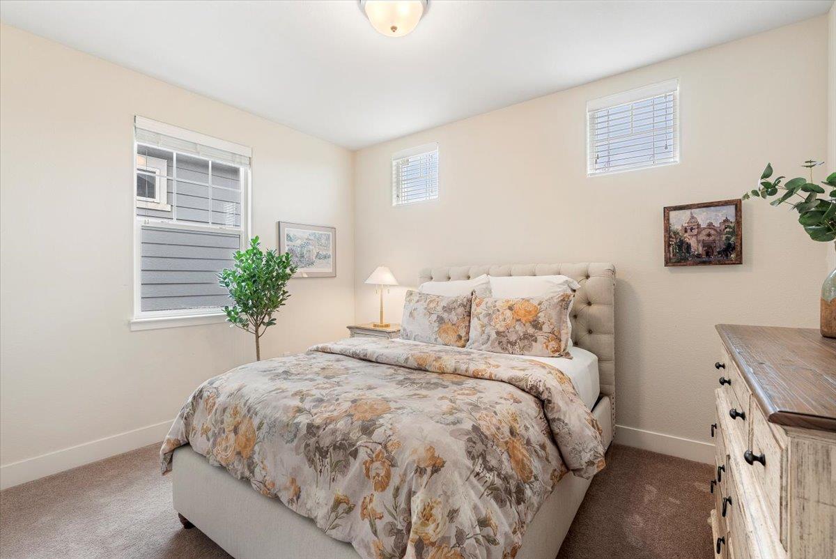 Detail Gallery Image 17 of 37 For 17715 Reynolds St, Marina,  CA 93933 - 3 Beds | 2/1 Baths