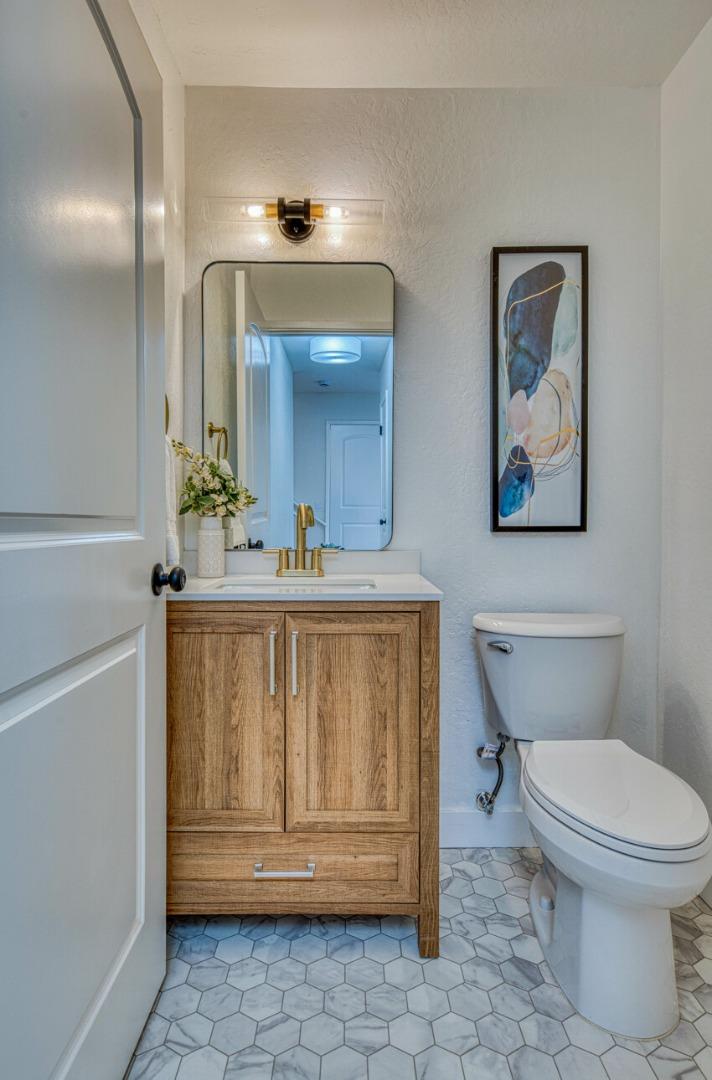 Detail Gallery Image 11 of 23 For 20 Alisa Cir, Watsonville,  CA 95076 - 2 Beds | 1/1 Baths