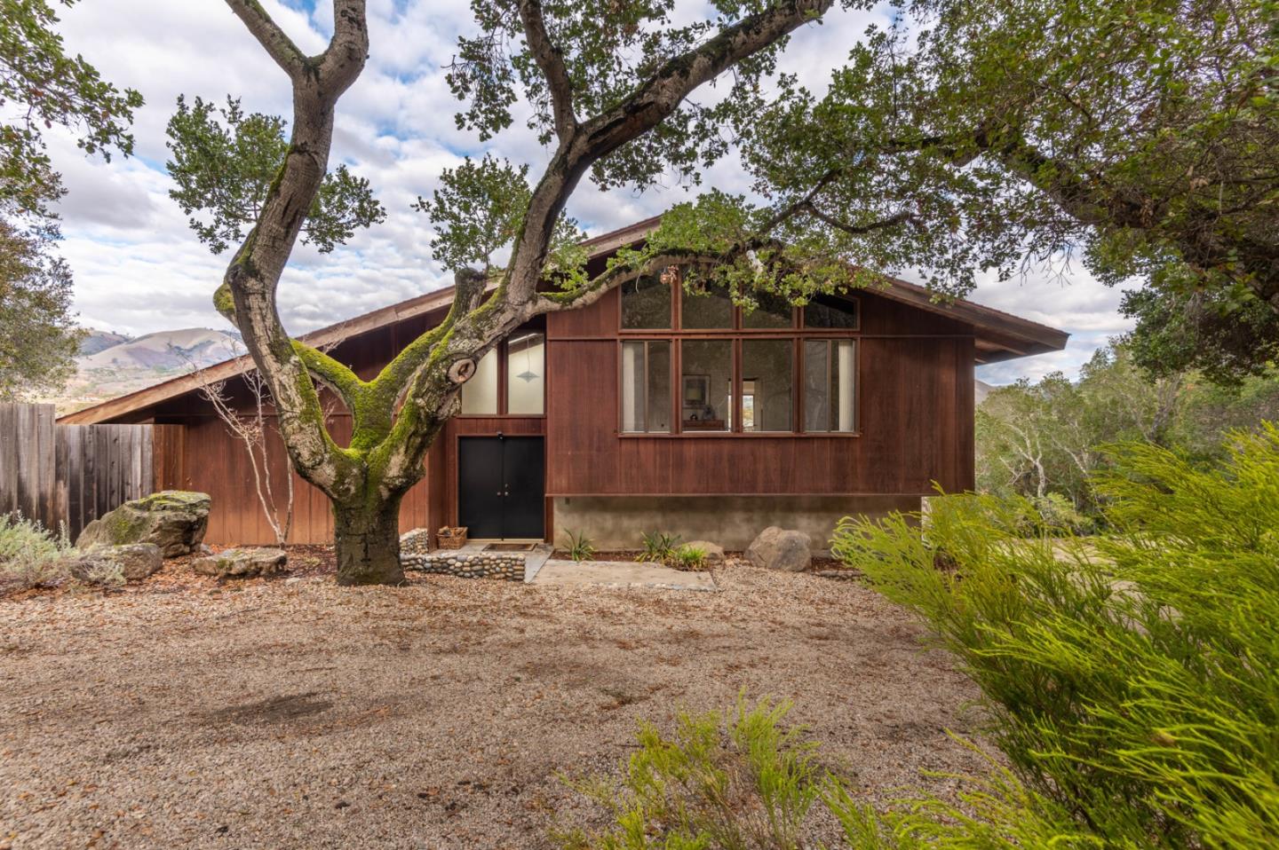 Detail Gallery Image 18 of 21 For 95 Calle De Quien Sabe, Carmel Valley,  CA 93924 - 2 Beds | 2 Baths