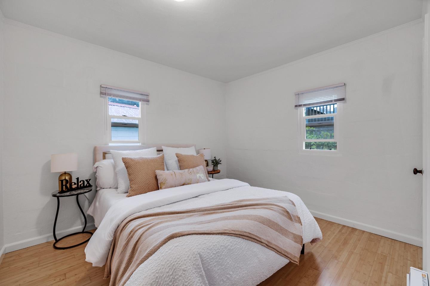 Detail Gallery Image 15 of 45 For 1219 Cedar St, Montara,  CA 94037 - 3 Beds | 2 Baths