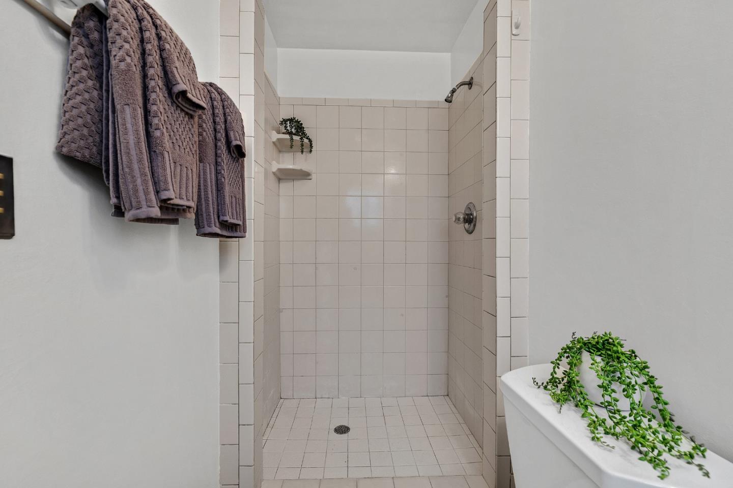 Detail Gallery Image 23 of 45 For 1219 Cedar St, Montara,  CA 94037 - 3 Beds | 2 Baths