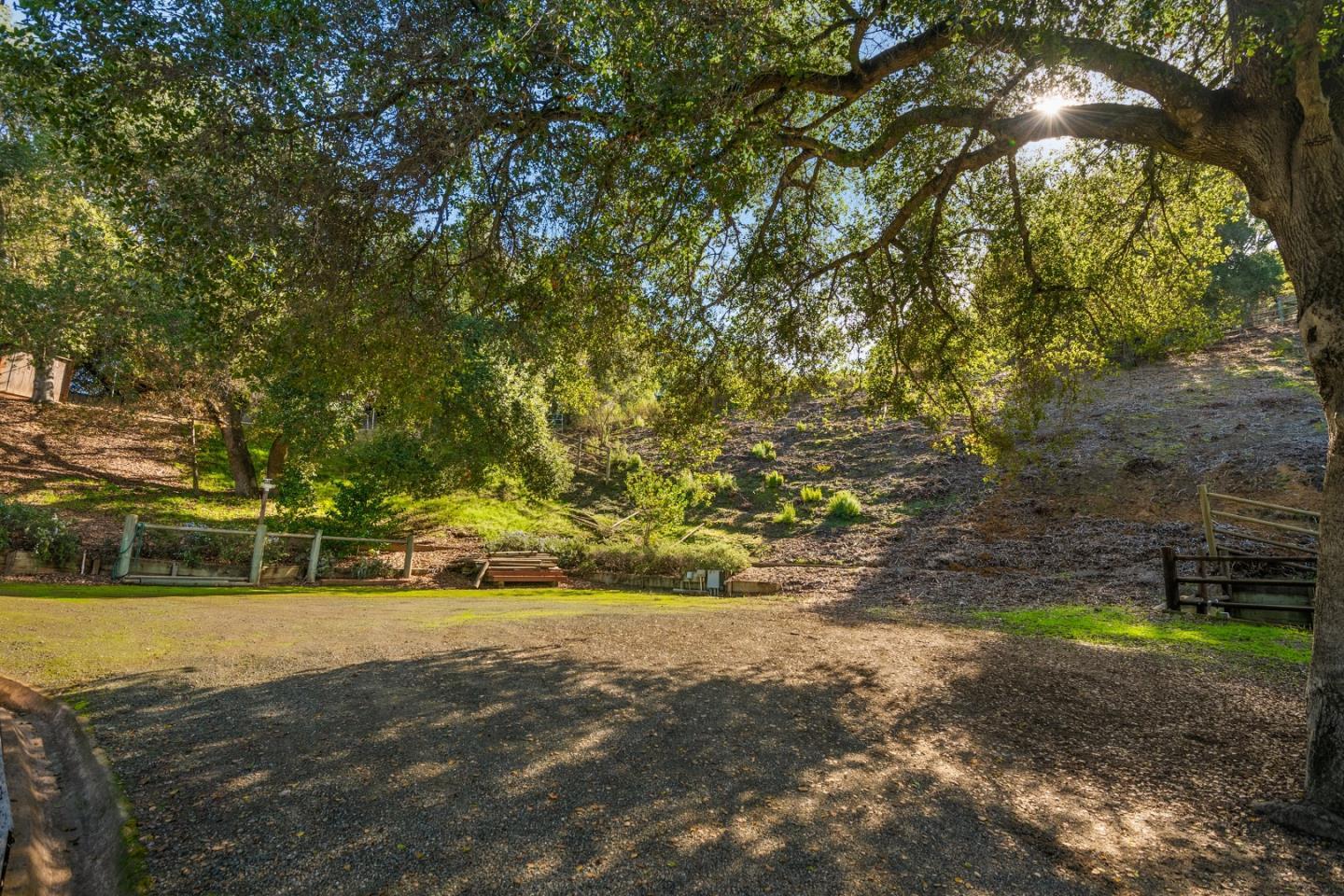 Detail Gallery Image 8 of 19 For 13398 Pierce Rd, Saratoga,  CA 95070 - – Beds | – Baths