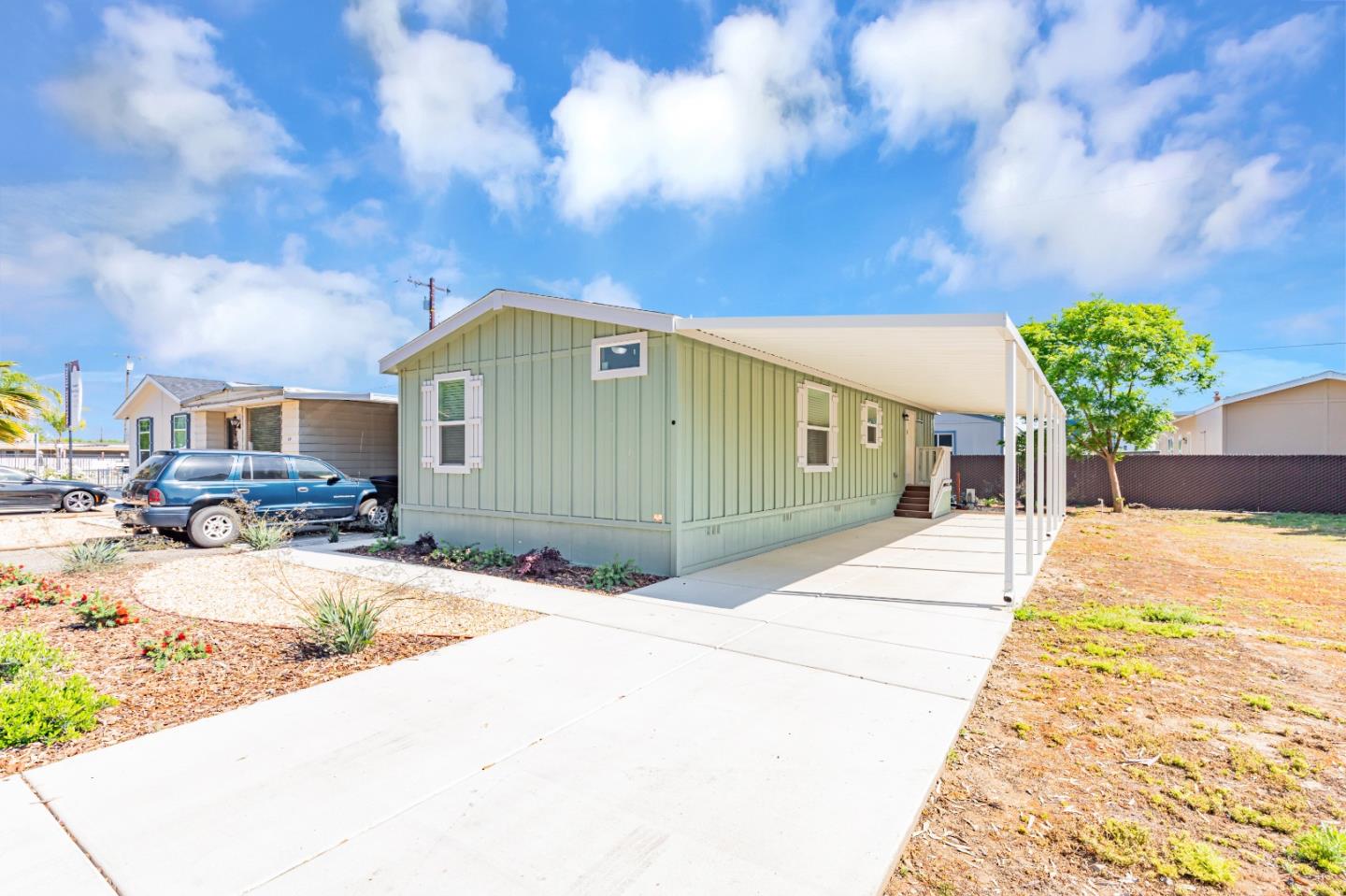 Detail Gallery Image 2 of 39 For 26814 S Mooney Blvd #A8,  Visalia,  CA 93277 - 2 Beds | 2 Baths