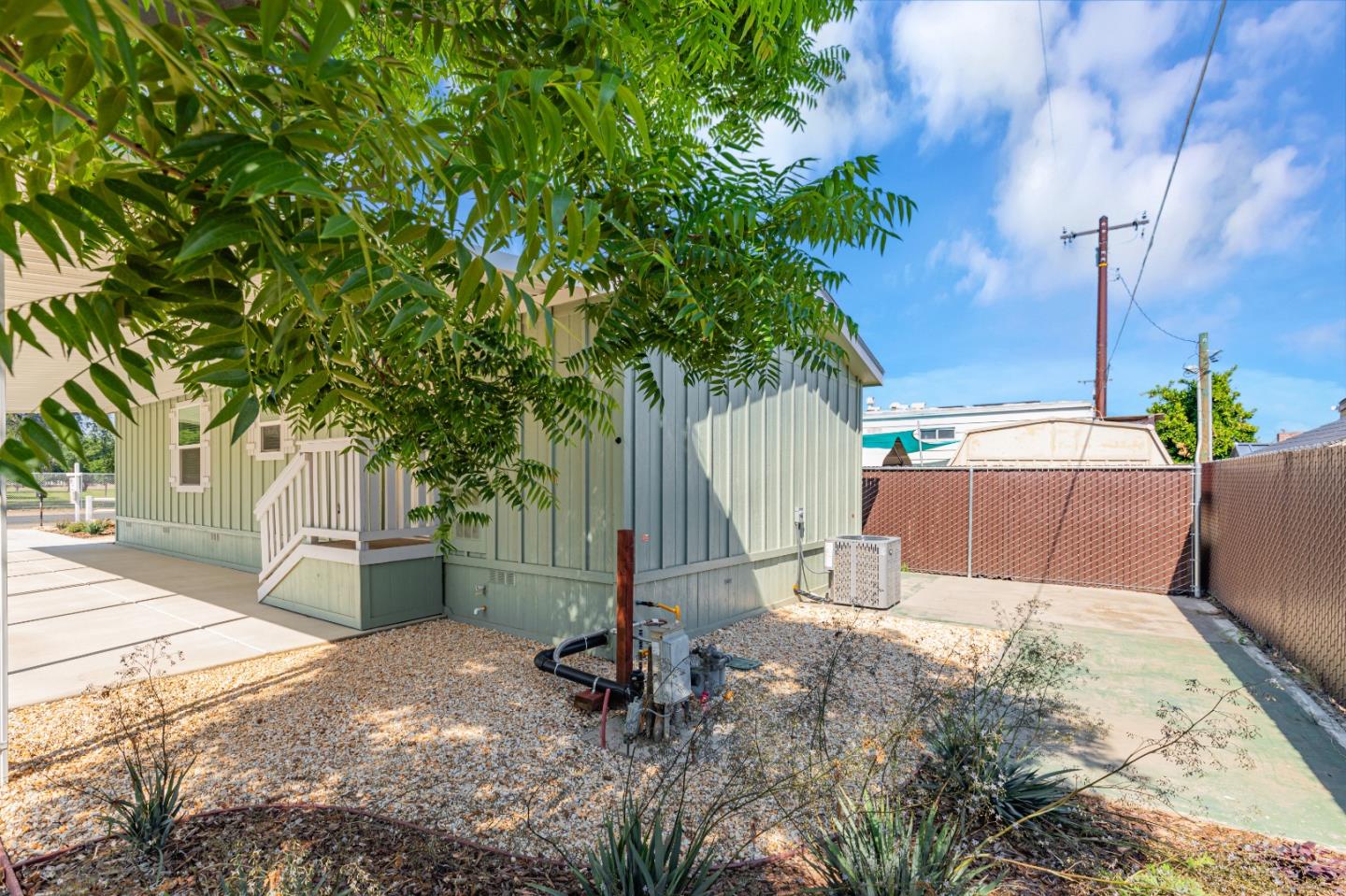 Detail Gallery Image 24 of 39 For 26814 S Mooney Blvd #A8,  Visalia,  CA 93277 - 2 Beds | 2 Baths