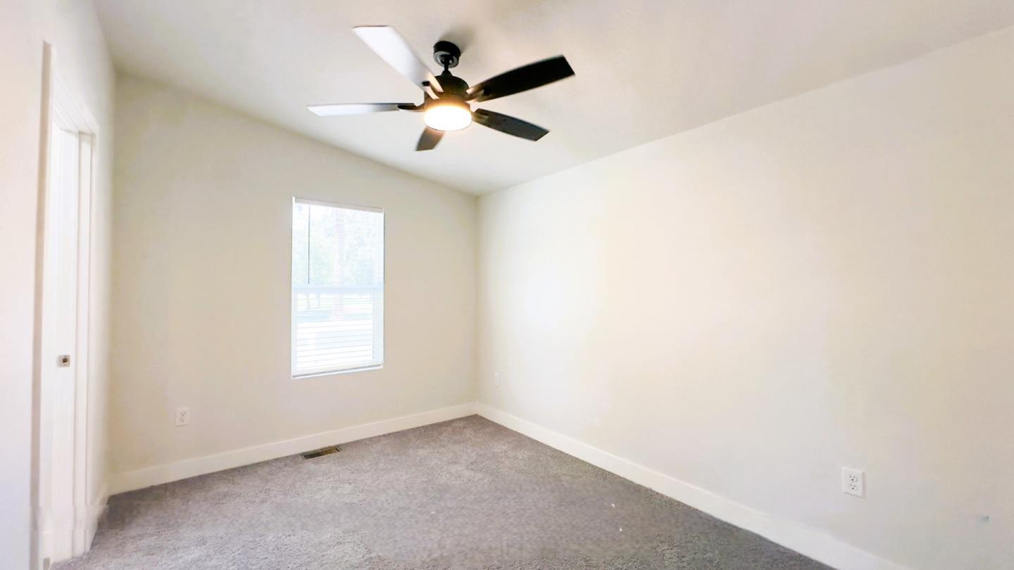 Detail Gallery Image 34 of 39 For 26814 S Mooney Blvd #A8,  Visalia,  CA 93277 - 2 Beds | 2 Baths