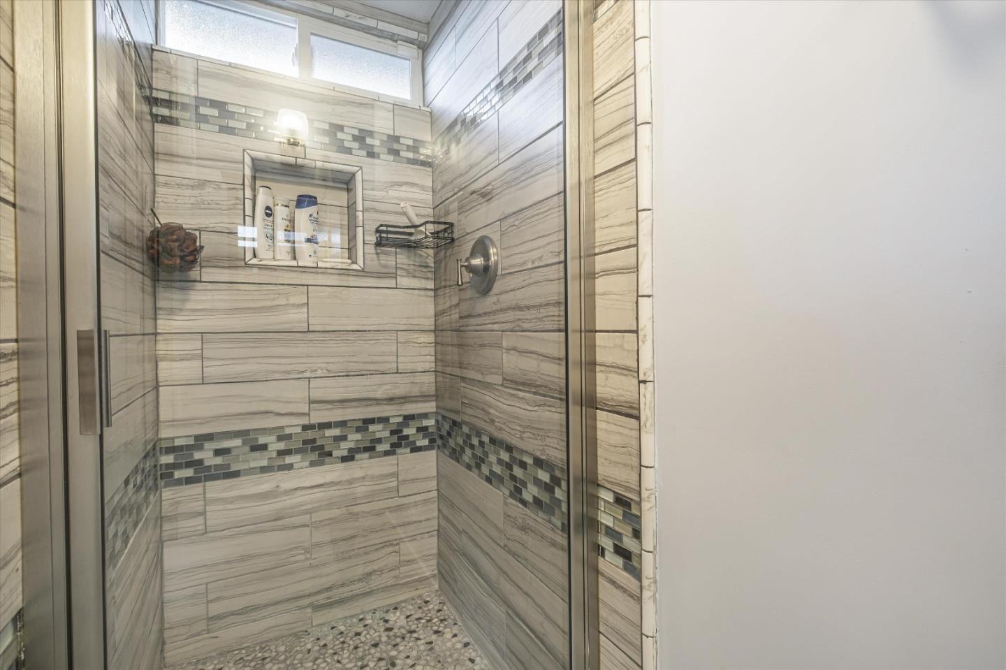 Detail Gallery Image 20 of 38 For 4082 Winkle Ave, Santa Cruz,  CA 95065 - 3 Beds | 2 Baths