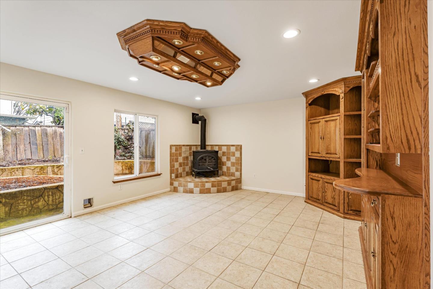 Detail Gallery Image 42 of 52 For 5052 Edenview Dr, San Jose,  CA 95111 - 3 Beds | 2/1 Baths