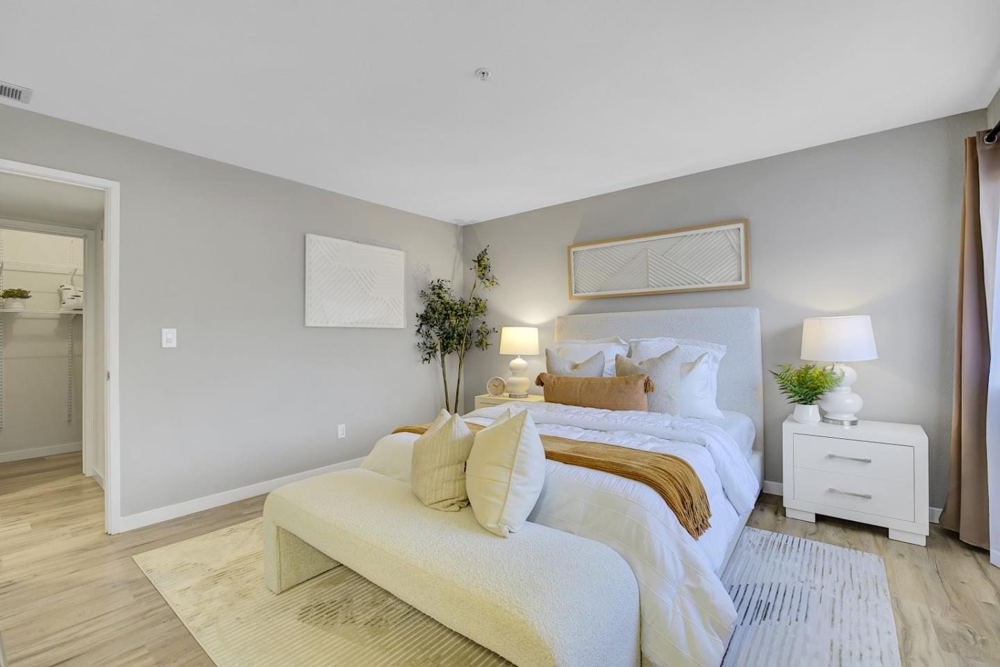 Detail Gallery Image 24 of 42 For 3073 Middlefield Rd #101,  Palo Alto,  CA 94306 - 1 Beds | 1 Baths