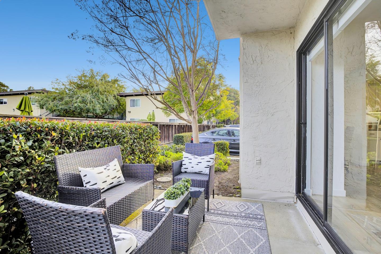 Detail Gallery Image 8 of 42 For 3073 Middlefield Rd #101,  Palo Alto,  CA 94306 - 1 Beds | 1 Baths