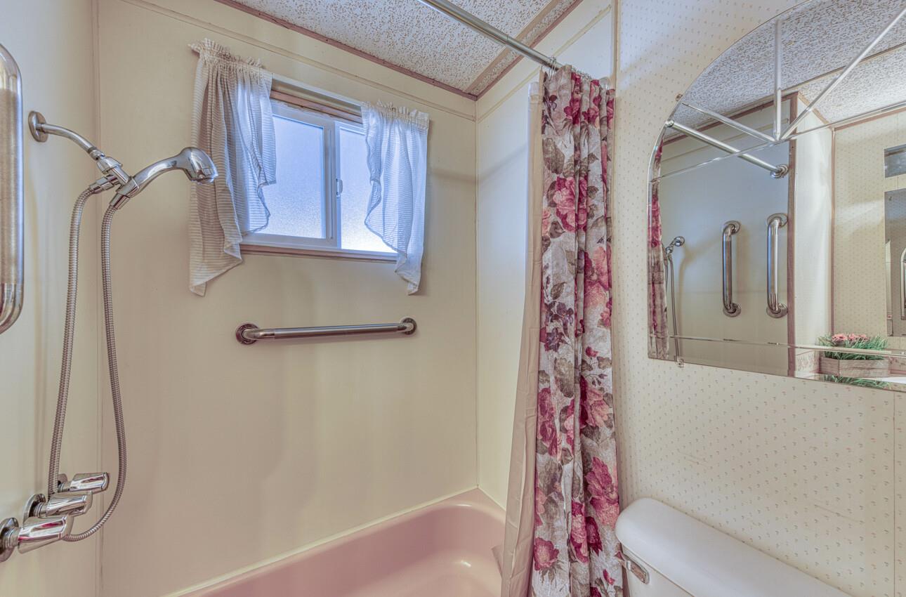 Detail Gallery Image 35 of 41 For 55 San Juan Grade Rd #94,  Salinas,  CA 93906 - 2 Beds | 2 Baths