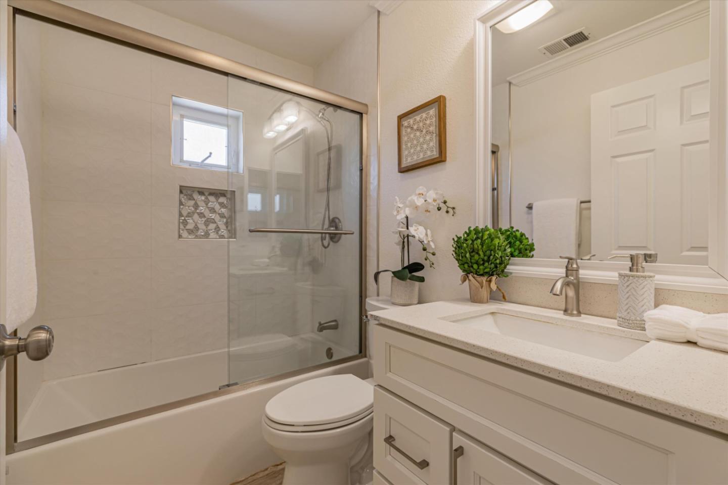 Detail Gallery Image 39 of 53 For 69 S 20th St, San Jose,  CA 95116 - 3 Beds | 3/1 Baths