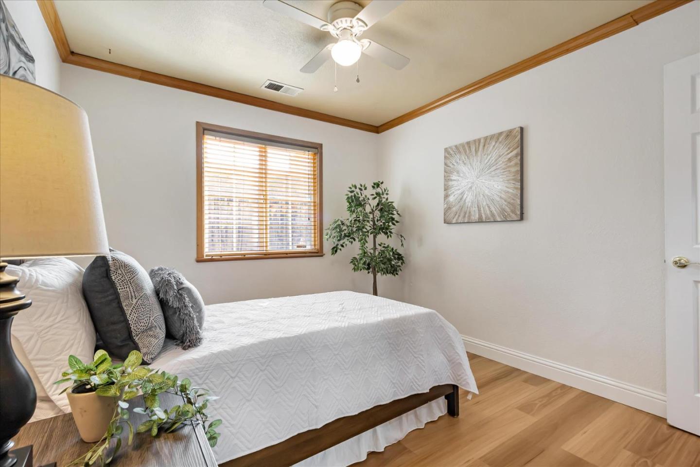 Detail Gallery Image 21 of 39 For 1415 Lochner Dr, San Jose,  CA 95127 - 4 Beds | 2 Baths