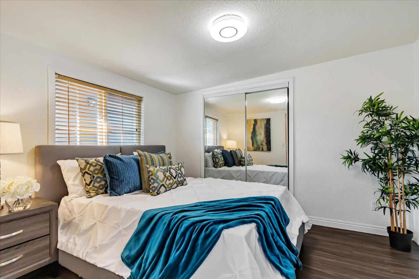 Detail Gallery Image 25 of 39 For 1415 Lochner Dr, San Jose,  CA 95127 - 4 Beds | 2 Baths