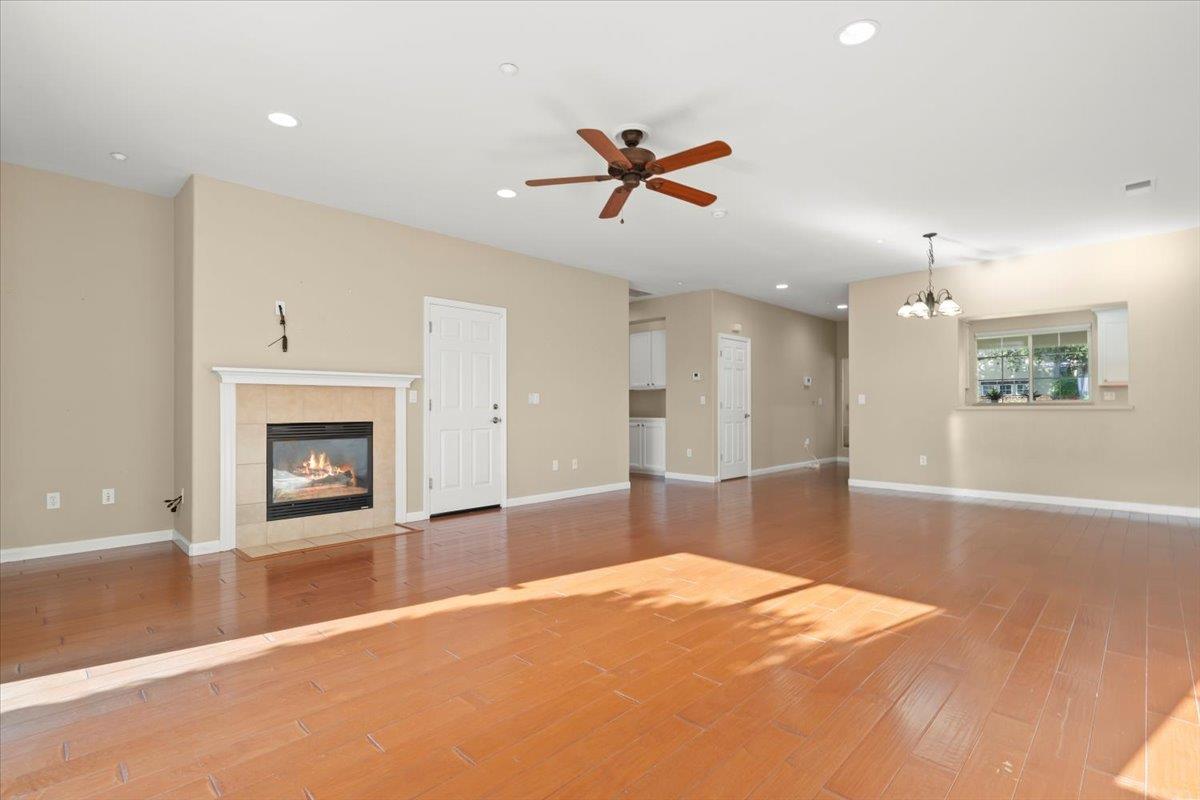 Detail Gallery Image 9 of 21 For 1316 White Oak Pl, Gilroy,  CA 95020 - 2 Beds | 2 Baths