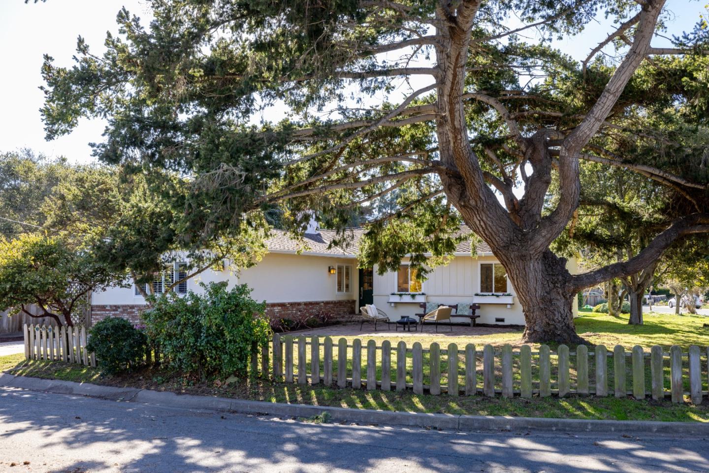 26571 Aspen Pl, Monterey County, CA 93923 photo 40