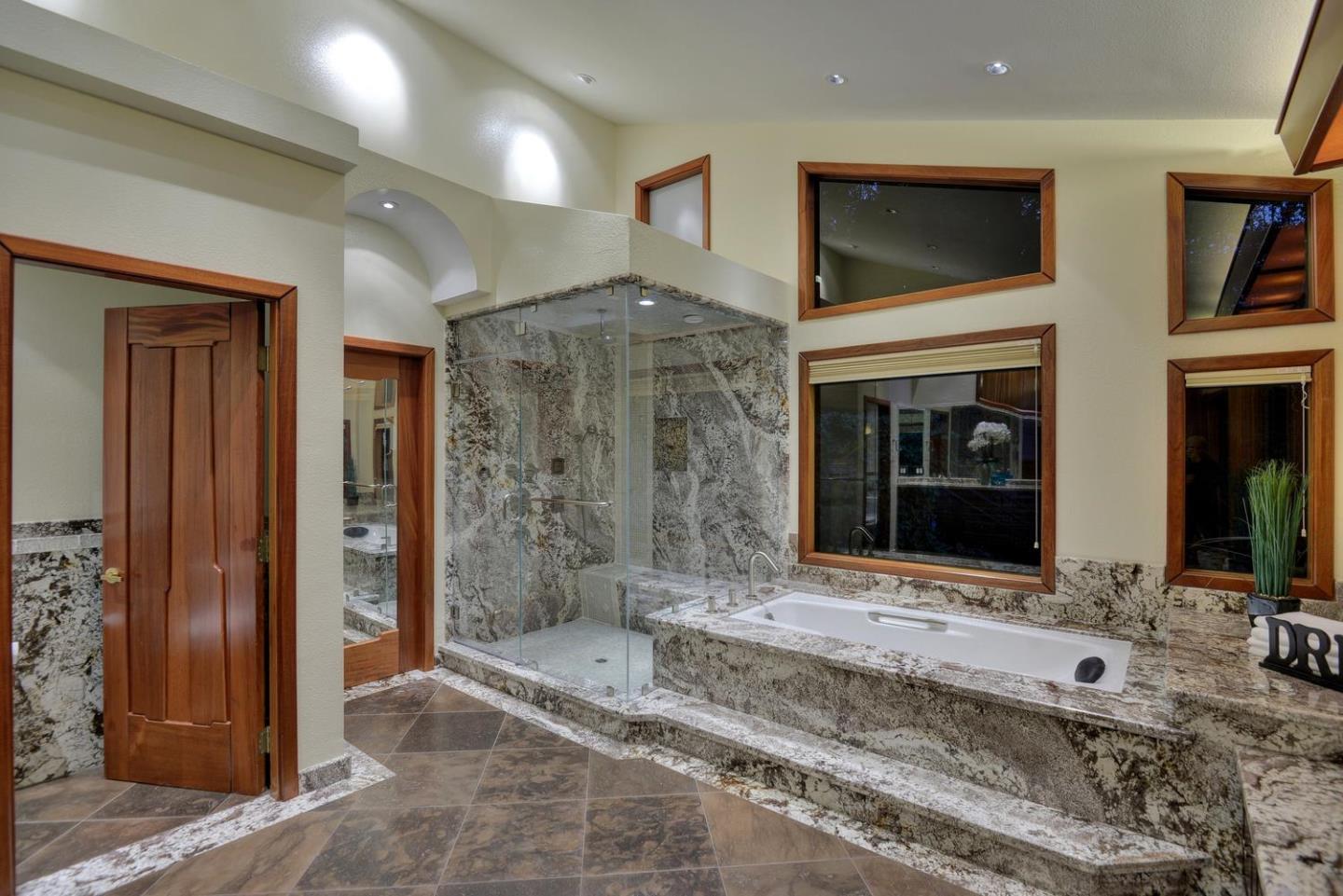 Detail Gallery Image 18 of 47 For 15345 Bohlman Rd, Saratoga,  CA 95070 - 5 Beds | 6/1 Baths