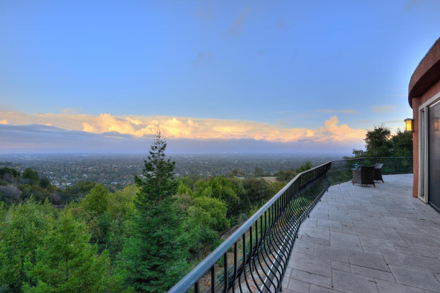 Detail Gallery Image 3 of 47 For 15345 Bohlman Rd, Saratoga,  CA 95070 - 5 Beds | 6/1 Baths