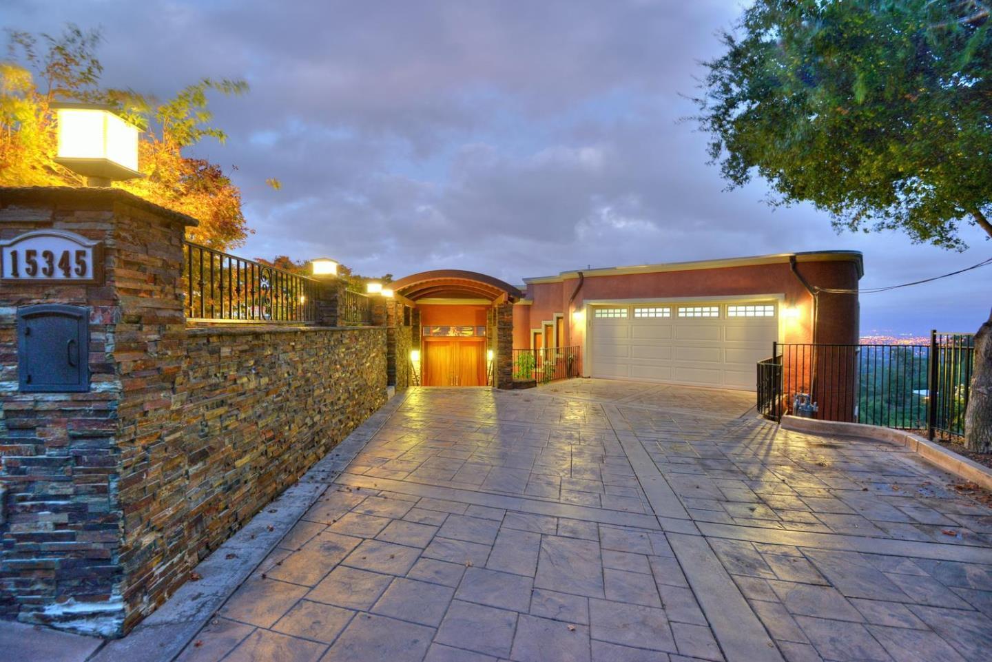 Detail Gallery Image 31 of 47 For 15345 Bohlman Rd, Saratoga,  CA 95070 - 5 Beds | 6/1 Baths